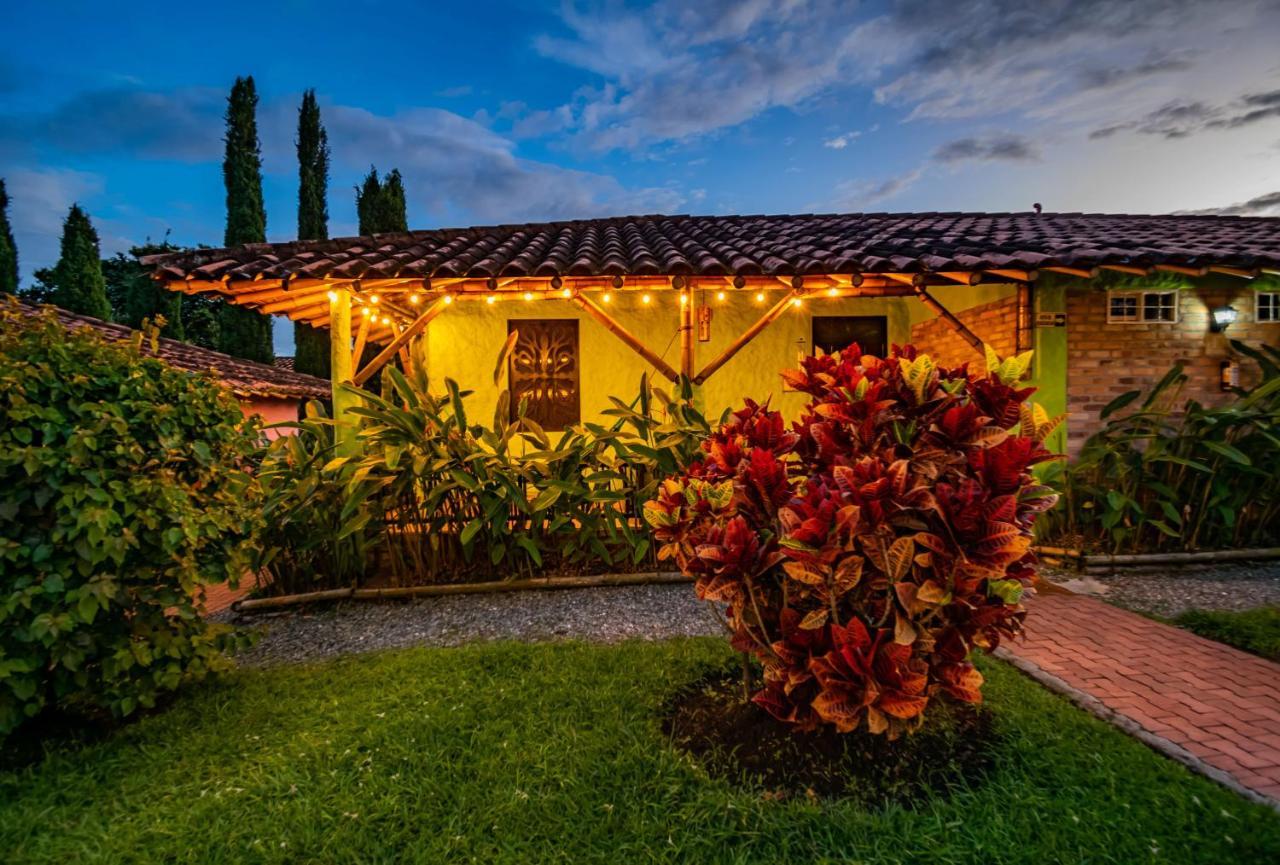 Hotel Campestre Solar De La Luna Armenia  Exterior photo